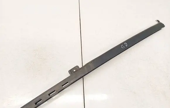 Opel Astra H Rear door glass trim molding 