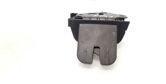 Audi Q7 4L Tailgate/trunk/boot lock/catch/latch 8P4827505B