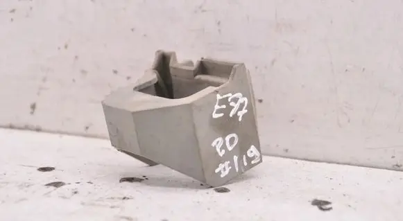 BMW 1 E81 E87 Radiator support slam panel bracket 7807186 1711780718602