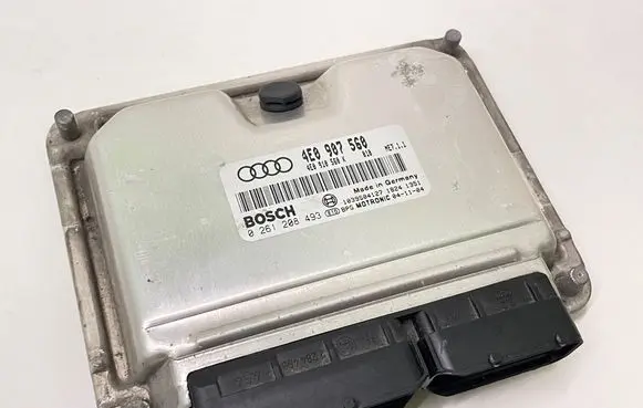 Audi A8 S8 D3 4E Engine control unit/module 4E0907560 4E0910560K 0261208493