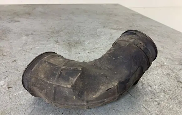 Honda CR-V Air intake duct part ATP96