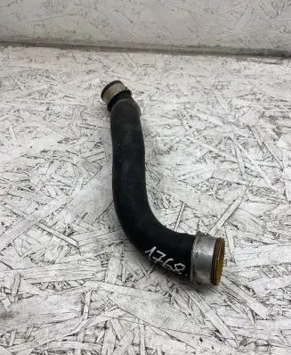 Mercedes-Benz C W204 Engine coolant pipe/hose A2045011582