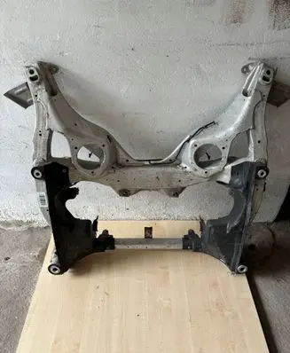 BMW 5 F10 F11 Front subframe 6796692