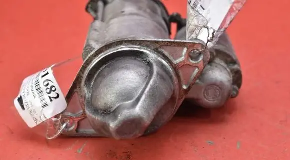 Chevrolet Cruze Starter motor 55576980