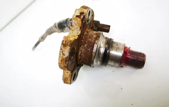 Volkswagen Bora Stub axle 