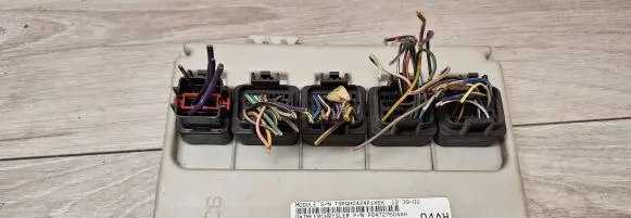 Chrysler Pacifica Central body control module P04727604ah