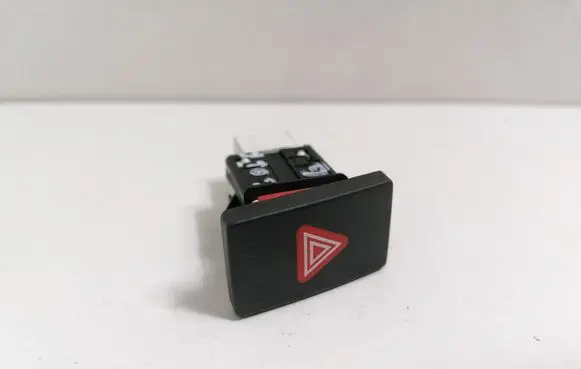 Volkswagen Golf VI Hazard light switch 5K0953509A
