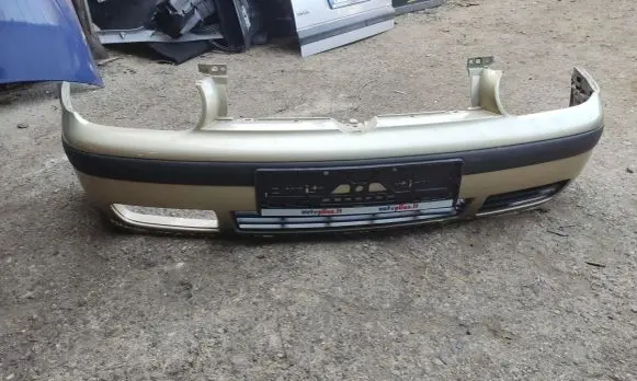 Volkswagen Golf IV Front bumper 1j0807221