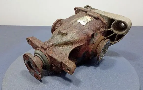 BMW 1 E82 E88 Rear differential 7519925