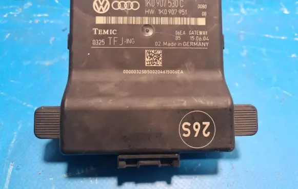 Volkswagen Touran I Gateway control module 1K0907530C