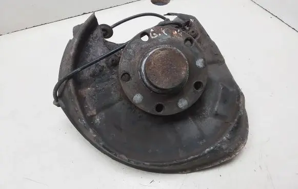 Audi A4 S4 B6 8E 8H Rear wheel hub