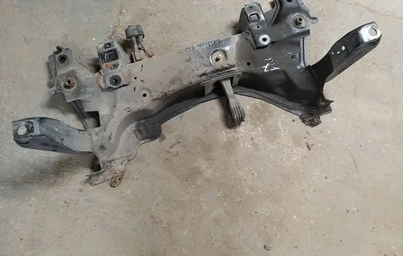 Suzuki SX4 S-Cross Front suspension assembly kit set 