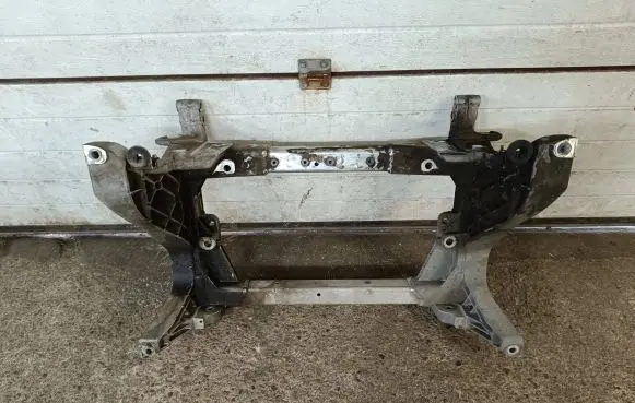 Maserati Levante Front subframe 670034762