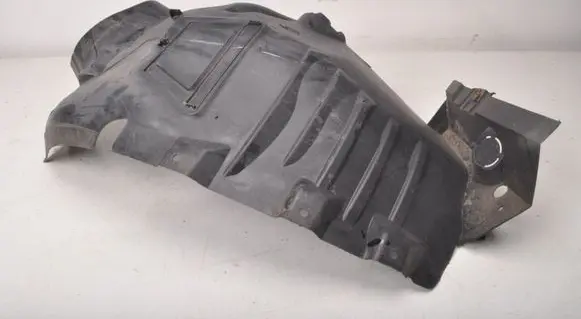 Mercedes-Benz E A207 Front arch A2076901730
