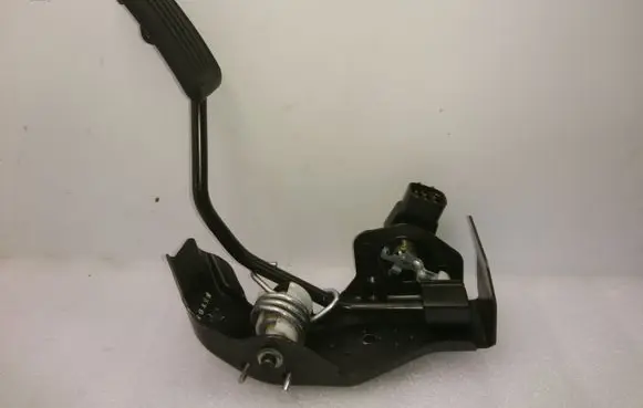 Toyota Corolla Verso AR10 Accelerator throttle pedal 7801013011