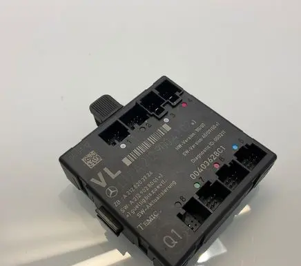 Mercedes-Benz C W204 Door control unit/module A2129004202 A2129028001 A2128203726