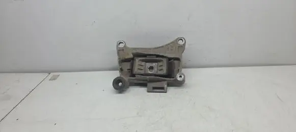 Renault Megane III Engine mounting bracket A1S19C03