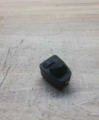 BMW 3 E46 Wing mirror switch 8373692