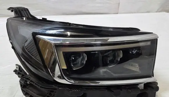 Opel Grandland X Headlight/headlamp 9840302180