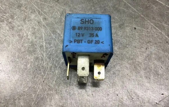 Audi A6 S6 C5 4B Other relay 8D0951253A