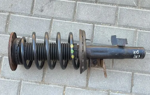 Volvo V70 Front shock absorber with coil spring 31317776