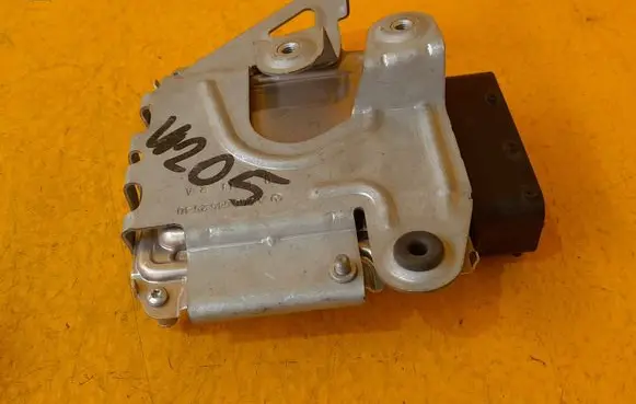 Mercedes-Benz C W205 Other control units/modules A0009002306