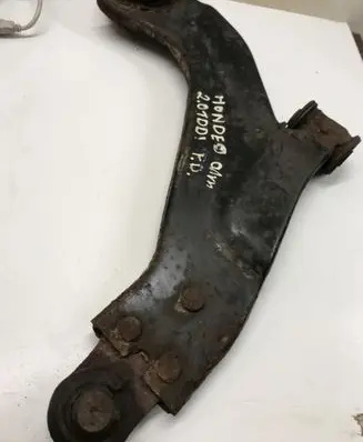 Ford Mondeo Mk III Front lower control arm/wishbone