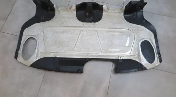 BMW 7 G70 Rear underbody cover/under tray 9498269