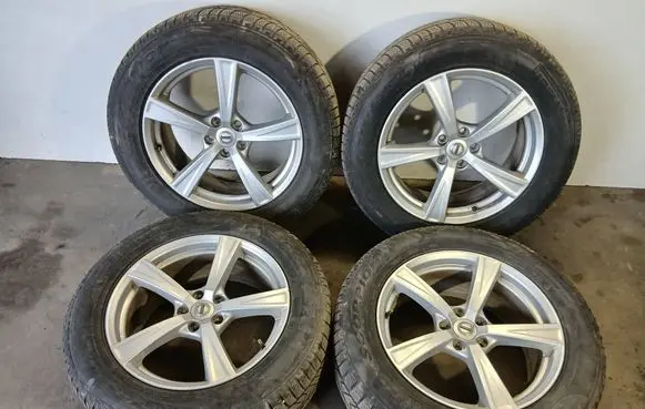 Volvo XC90 R18 alloy rim 31423515