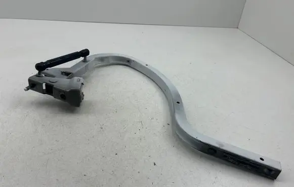 Dodge Charger Tailgate/trunk/boot hinge