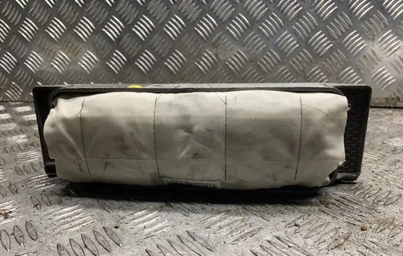 Audi A4 S4 B7 8E 8H Passenger airbag 8E2880204B