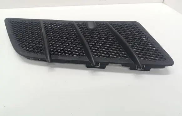 Mercedes-Benz ML W164 Front bumper upper radiator grill