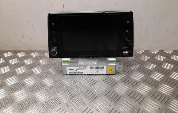 Opel Combo E Radio/CD/DVD/GPS head unit 9824005780