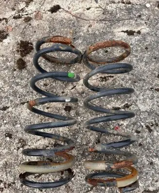 Nissan Patrol Y61 Front coil spring