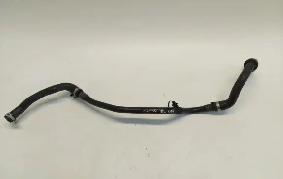 Volvo XC40 Engine coolant pipe/hose 32138736