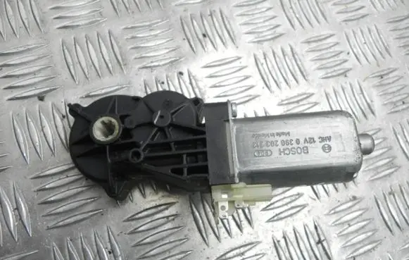 Chrysler 300 - 300C Seat adjustment motor 0390203212 V924