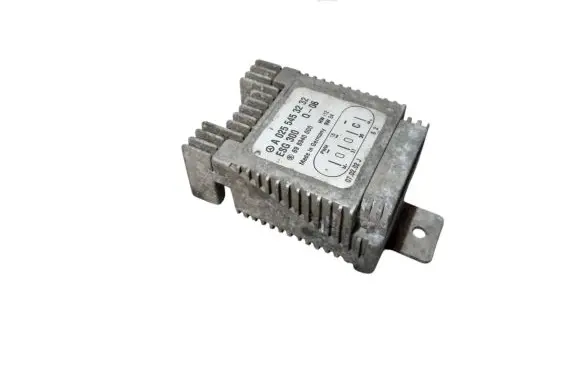 Mercedes-Benz A W168 Coolant fan relay A0255453232 898940000