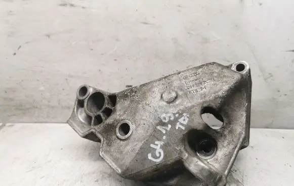 Volkswagen Golf IV Engine mounting bracket 038199207H