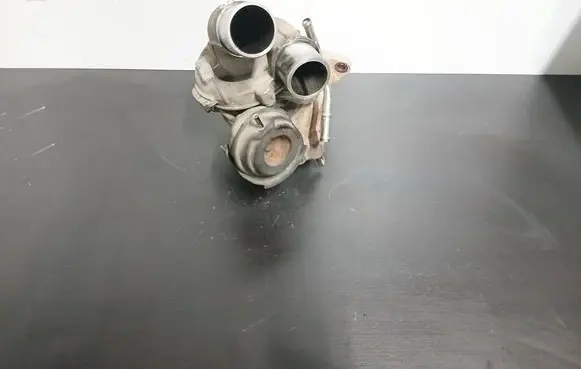 Toyota Avensis T250 Turbo 223010G010