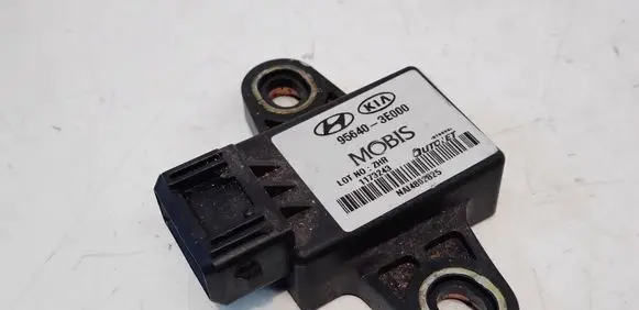 KIA Sorento ESP acceleration yaw rate sensor 956403E000
