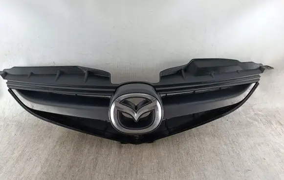 Mazda 5 Front bumper upper radiator grill C29150712
