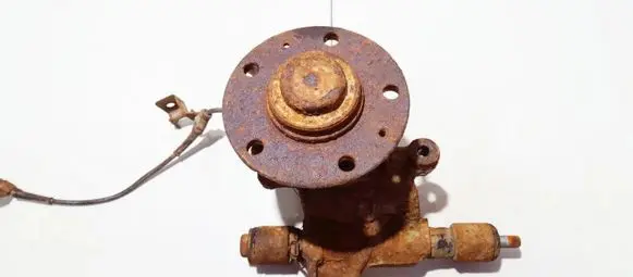 Mazda 626 Rear wheel hub