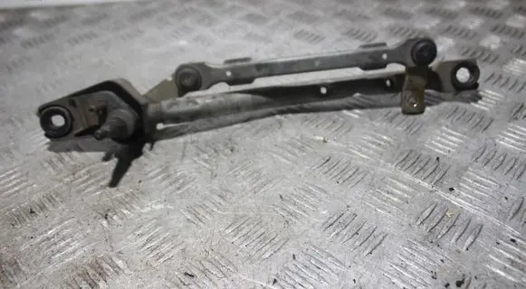 Peugeot 107 Front wiper linkage 