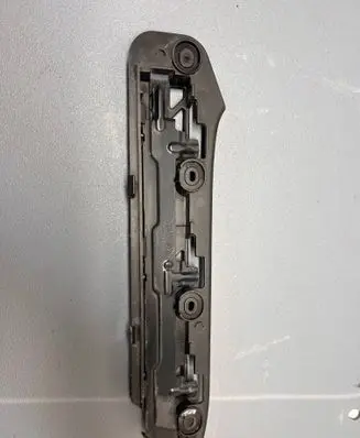 Volkswagen Touran I Front bumper mounting bracket 1T0807936