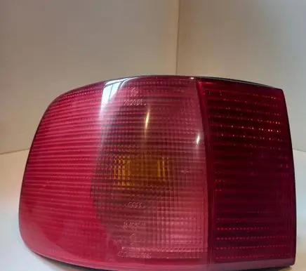 Audi A6 S6 C4 4A Rear/tail lights 4D0945095