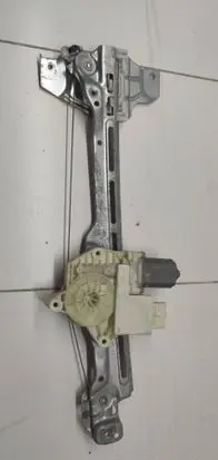 Peugeot 308 Front door window regulator with motor 967818980