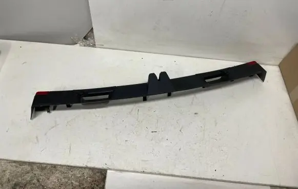 Mercedes-Benz C W204 Tailgate/boot lid lock trim A2047400772