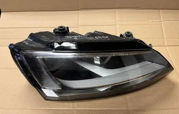 Volkswagen Jetta VI Headlight/headlamp 5C7941006A 1EL01039502 5C7941006