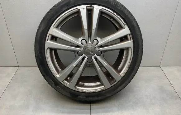 Audi A3 S3 8V R18 alloy rim 8V0601025BL 8V0601025AJ