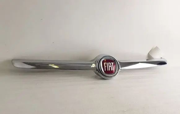 Front bumper upper radiator grill